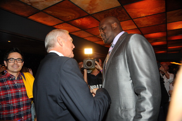 记者：本届世界杯将有半场球员和教练采访，赛前两天开发布会（记者透露：本届世界杯增设半场球员和教练采访，赛前两天举行发布会）