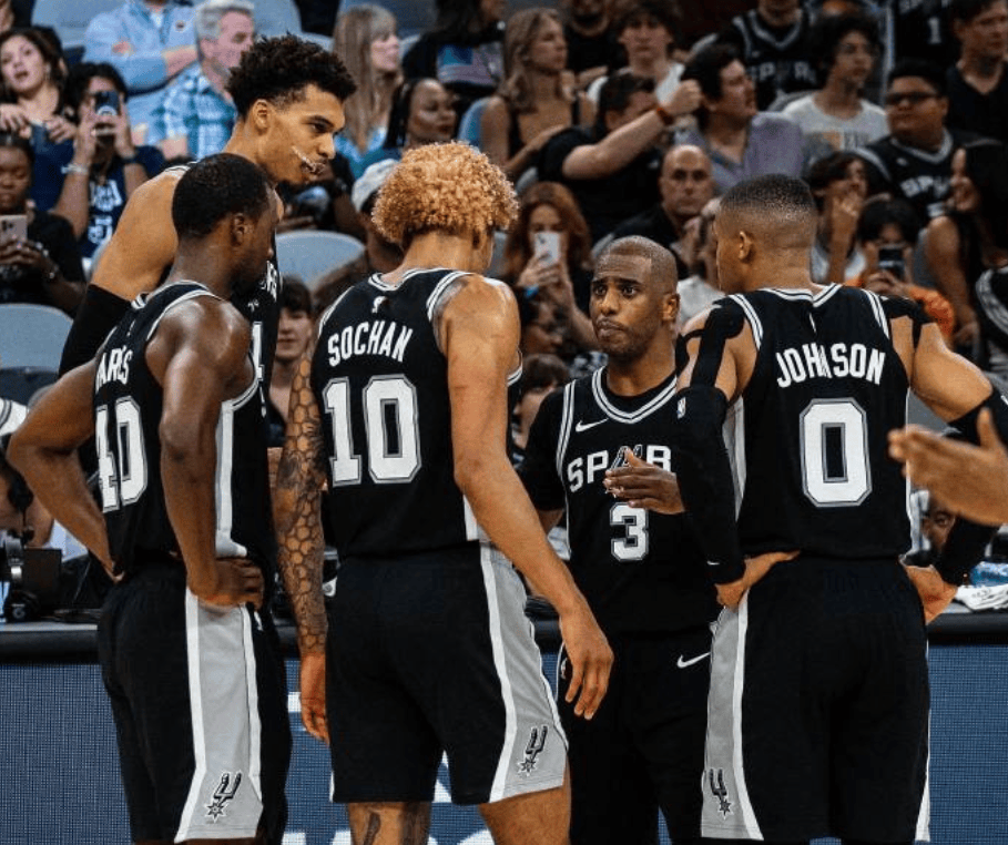 科贝电台：专家会诊由亚马尔团队要求，巴萨仍排除手术治疗（科贝电台：亚马尔团队促成专家会诊，巴萨仍不考虑手术）