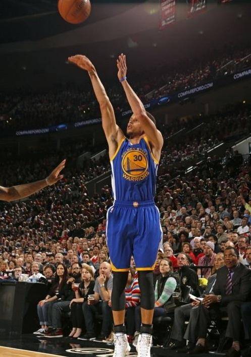 皇马客战毕巴奥首发曝光！姆巴佩领衔三叉戟，连续三平后球队背水一战（皇马做客毕尔巴鄂首发出炉：姆巴佩领衔三叉戟，三连平后背水求胜）