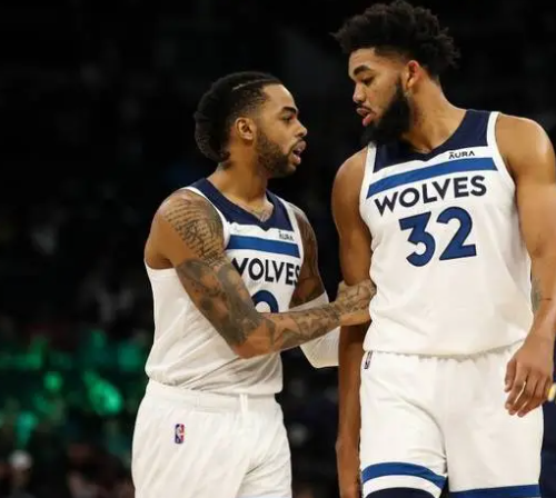 孔蒂：卡拉巴赫非常难对付，我对球队今天的表现很满意（孔蒂称卡拉巴赫难缠，对球队今日表现感到满意）