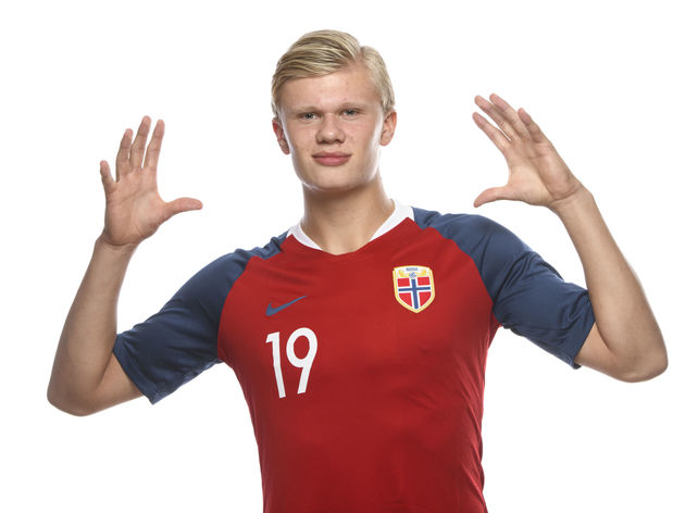 RB莱比锡遭受意外击败柏林联盟&错过机会接近拜仁（RB莱比锡冷门不敌柏林联盟，错失追近拜仁良机）