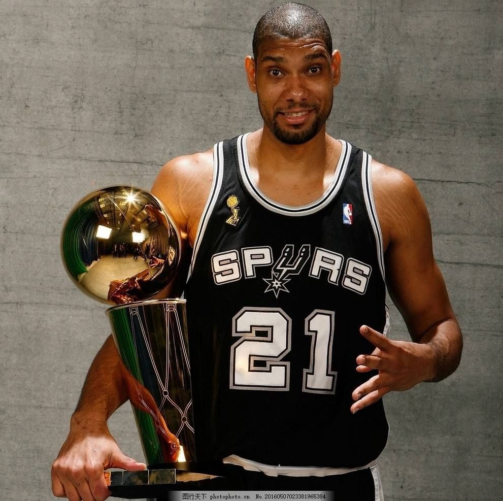 巴尔韦德和恩里克出席远程质询，均表示对巴萨裁判丑闻不知情（巴尔韦德与恩里克出席远程质询，皆称对巴萨裁判丑闻毫不知情）