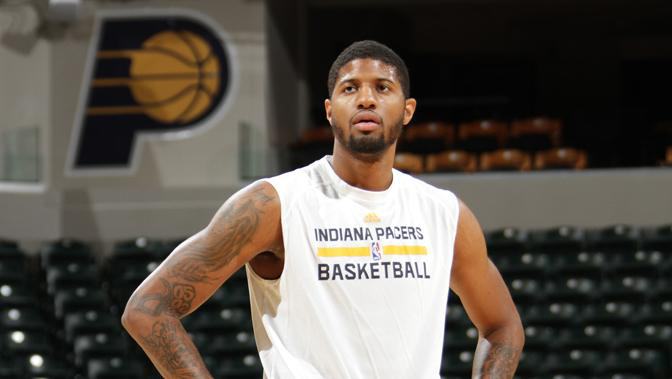 曼市双雄6500万镑争夺战，塞梅尼奥拒绝热刺邀约（曼市双雄掀6500万镑抢人战，塞梅尼奥拒绝热刺报价）