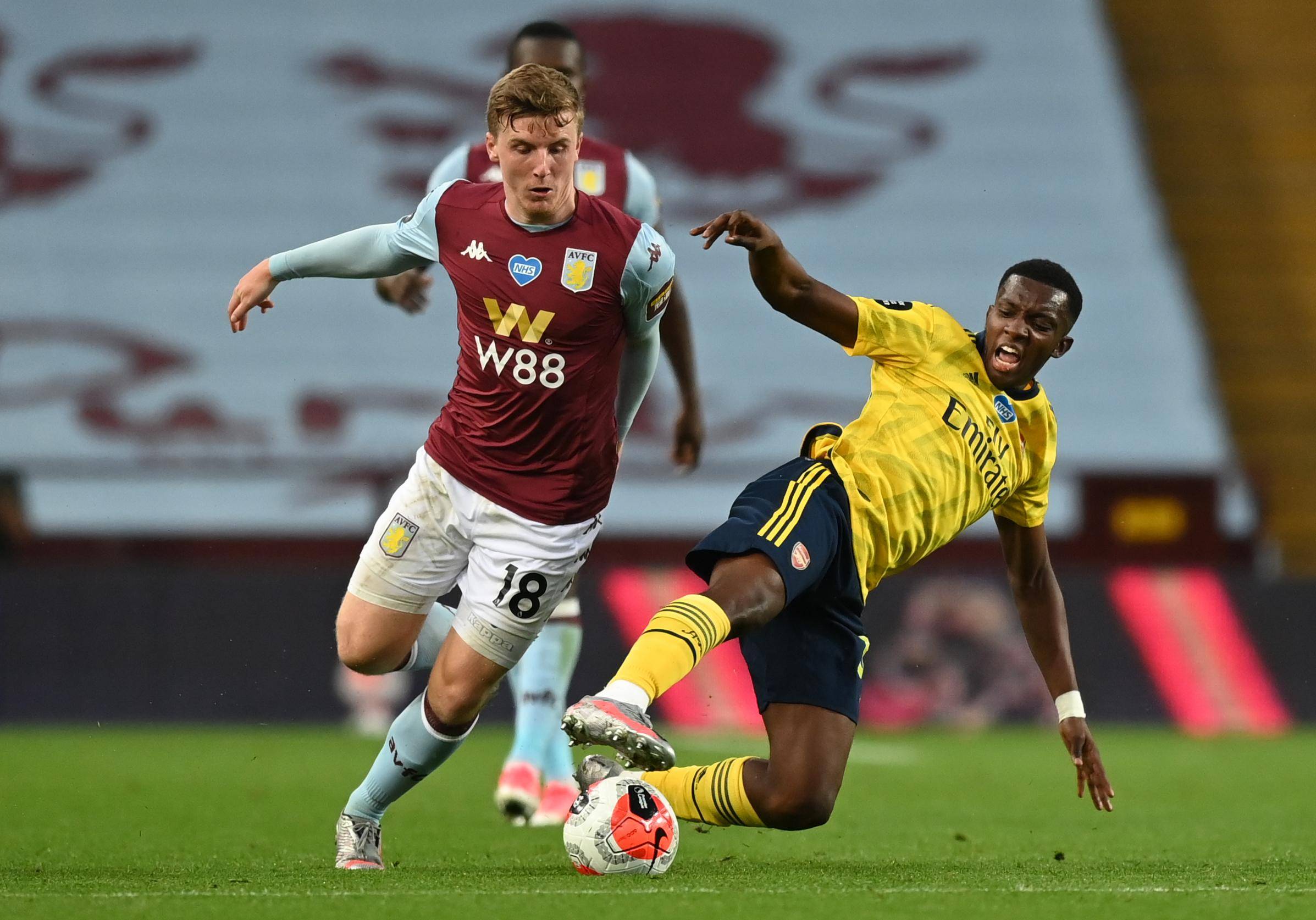 莱默尔：每次我们在自己的半场犯规，长传球都能被打进来（莱默尔：己方半场一犯规，对手总能用长传破门）