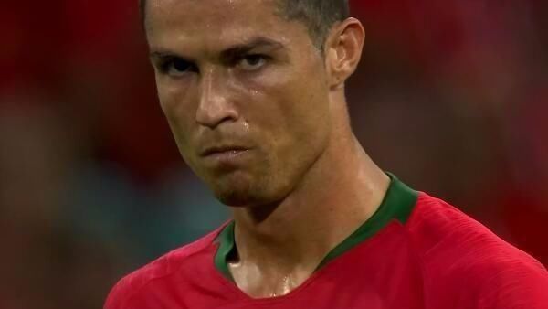 本菲卡遇苦主仍难翻身 数据示切尔西小胜晋级（本菲卡难破苦主魔咒，数据看好切尔西小胜晋级）