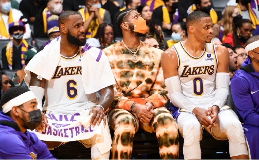 球星再次证明自己是真大心脏（球星再度证明自己是关键先生）