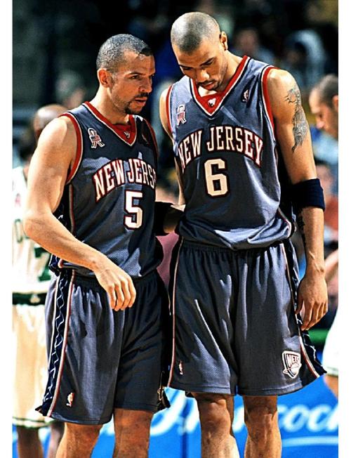 这节表现出色！杨瀚森2助攻&2篮板&造对手2次进攻犯规（单节高光！杨瀚森送出2助攻、摘下2篮板并造成对手2次进攻犯规）