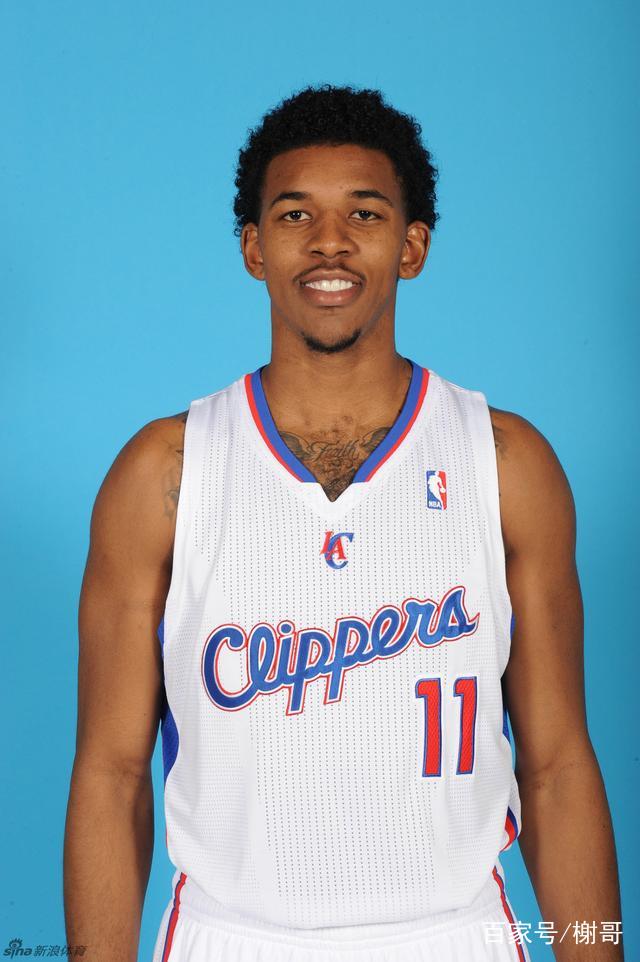 英博官方：现针对部分三层看台开启二轮售票，今日19：00开票（英博官宣：今日19：00开启三层部分看台第二轮售票）