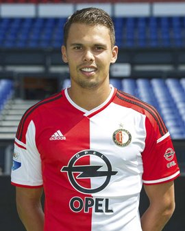 跟队记者：阿莱格里明确要求冬窗买前锋；米兰没考虑齐尔克泽（随队记者称阿莱格里要求冬窗引进前锋，米兰并未考虑齐尔克泽）