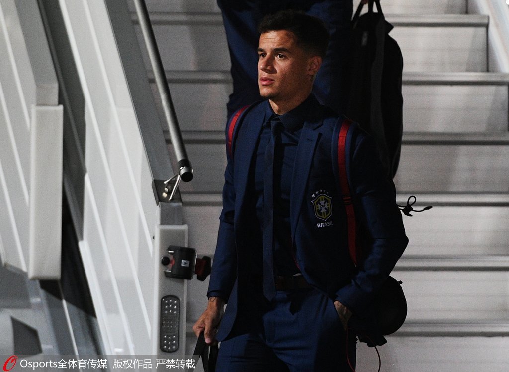 阿斯：奥尔莫+德容的组合非常成功，为弗里克提供了新的选择（阿斯：奥尔莫联手德容表现出色，弗里克迎来战术新方案）