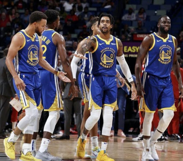 每体：7500名巴萨球迷未能顺利入场观赛，副主席福特出面道歉（巴萨7500名球迷入场受阻，副主席福特公开致歉）