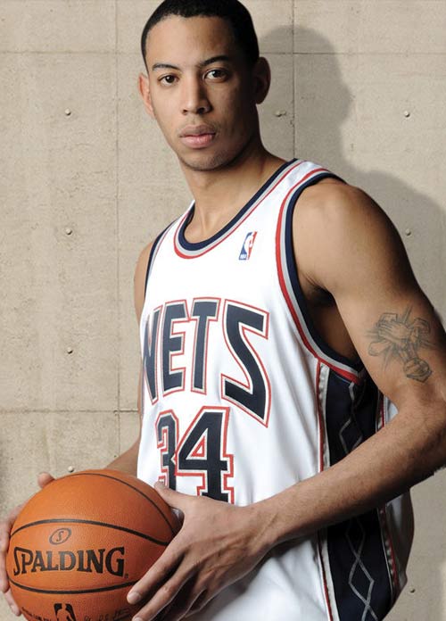 客场龙！掘金斩获赛季客场10连胜，继续刷新队史纪录（掘金客场10连胜，队史纪录再度刷新）