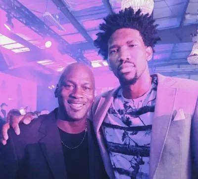 图片报：施洛特贝克对科瓦奇的比赛风格不满意（图片报：施洛特贝克不满科瓦奇的战术风格）