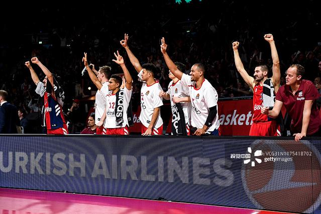 德媒：尽管曼联国米接触，但阿德耶米其实只想去利物浦或皇马（德媒：曼联、国米虽接洽，阿德耶米只愿投利物浦或皇马）