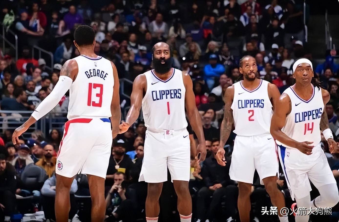 经纪人：若有球队有意圣地亚哥很正常，但他没离开米兰的想法（经纪人：球队青睐圣地亚哥属正常，他不考虑离开米兰）