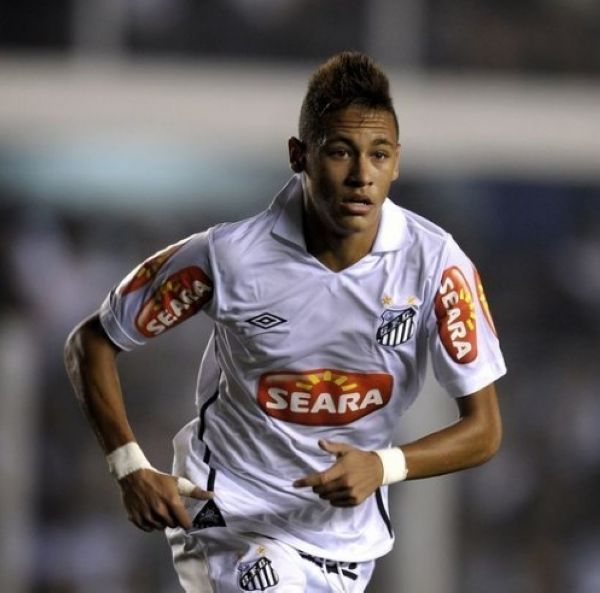 本赛季只代表皇马出场1次，西媒：卢宁进入国米视野（西媒：本季仅为皇马出战1场，卢宁已进入国米引援名单）