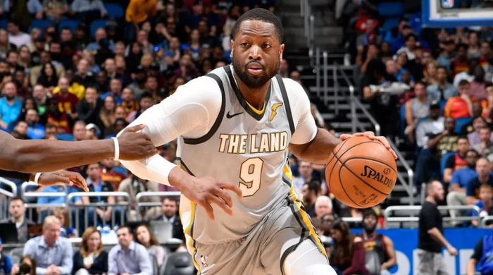 NBA快艇与独行侠鏖战两加时，哈登36岁砍下41分（NBA快艇与独行侠双加时激战，36岁哈登轰下41分）