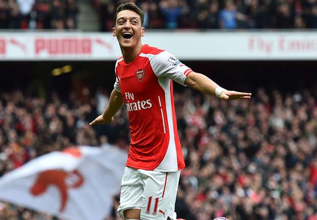 英超的节礼日之战，球迷的圣诞大餐！（英超节礼日大战，献给球迷的圣诞盛宴）