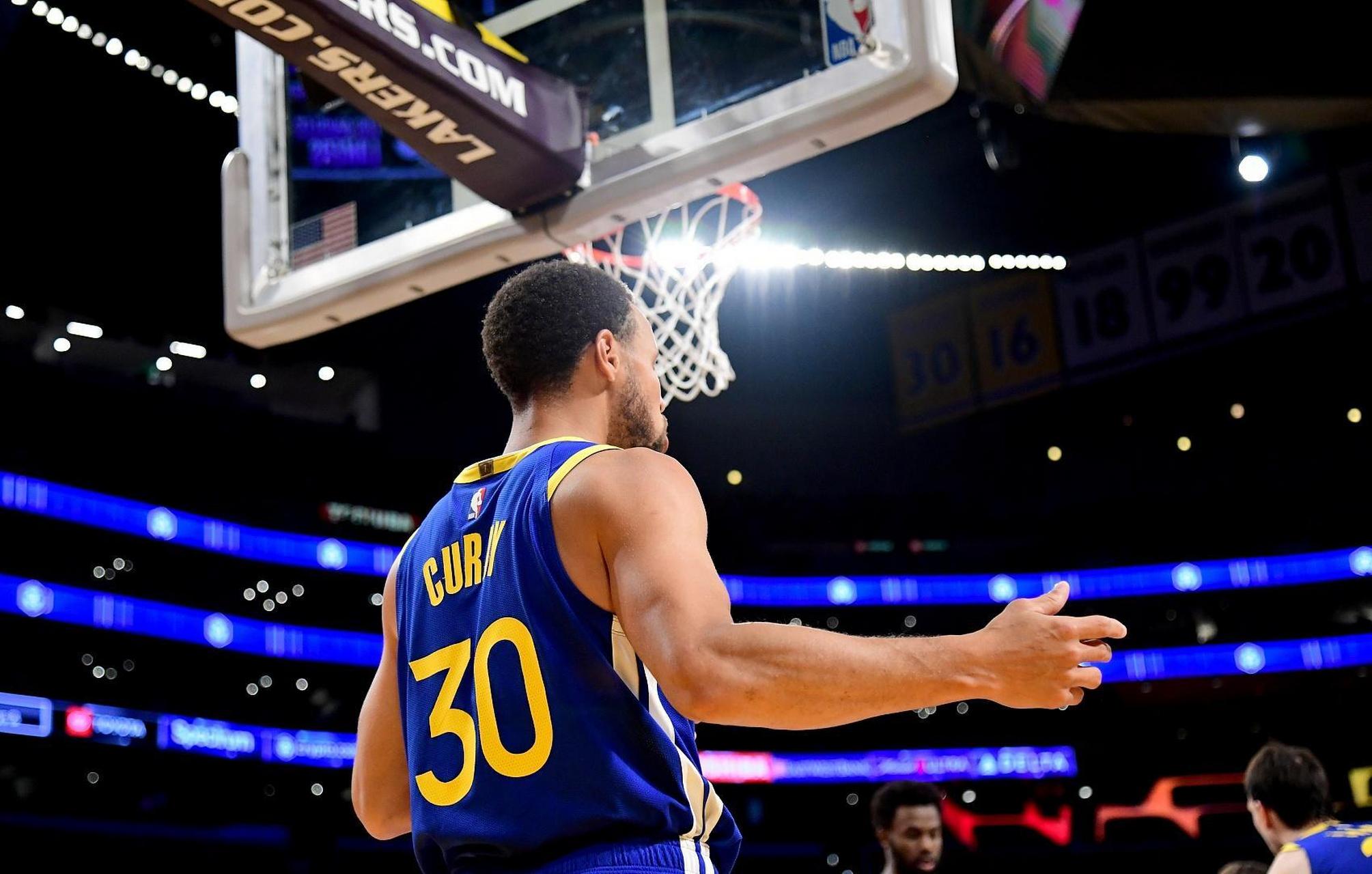 迪马济奥：米兰可能对锋线进行补强，希门尼斯离队是必要条件（迪马济奥：米兰有意补强锋线，前提是希门尼斯先离队）