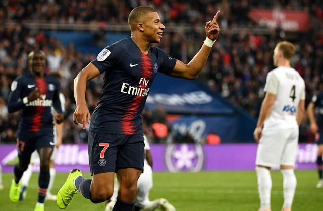 阿隆索：拉莫斯对我影响很大；很意外阿扎尔在皇马没有成功（阿隆索：拉莫斯对我的影响深远；惊讶阿扎尔未在皇马取得成功）